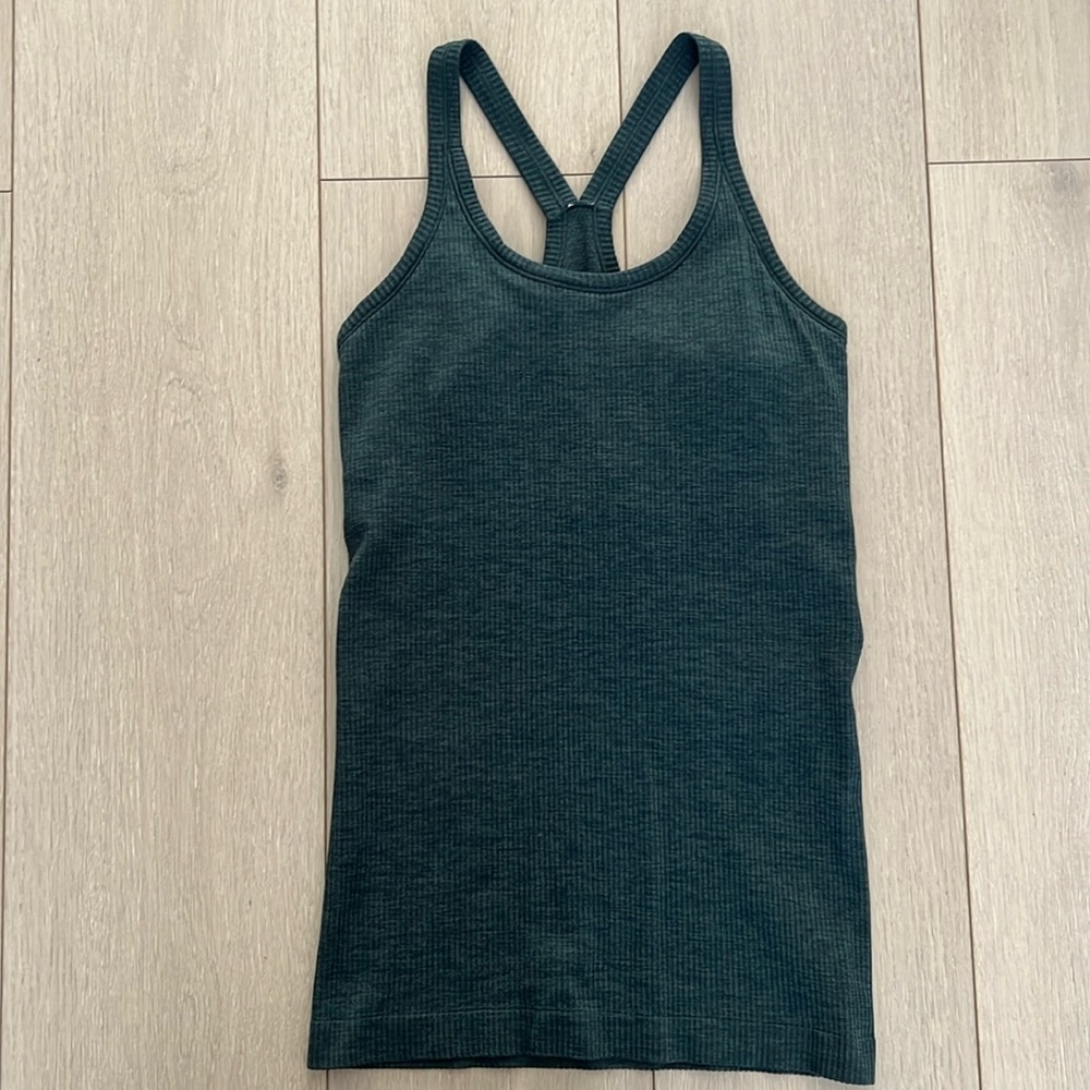 Lululemon Ebb to Street Tank